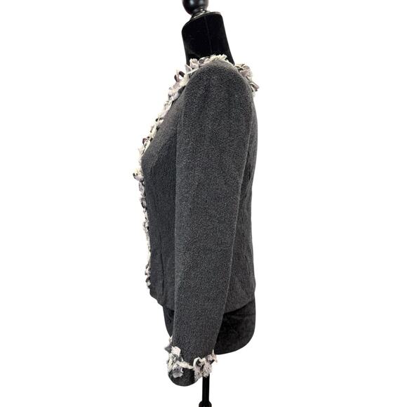 St. John Gray Wool Blend Zip Jacket with Raw Edge Rosette Trim Size 6 - Picture 6 of 12